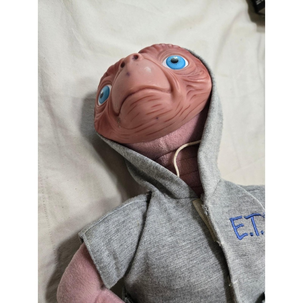 Vintage 1990s ET Extra Terrestrial Plush Applause Hoodie Grey 60378 Movie Toy